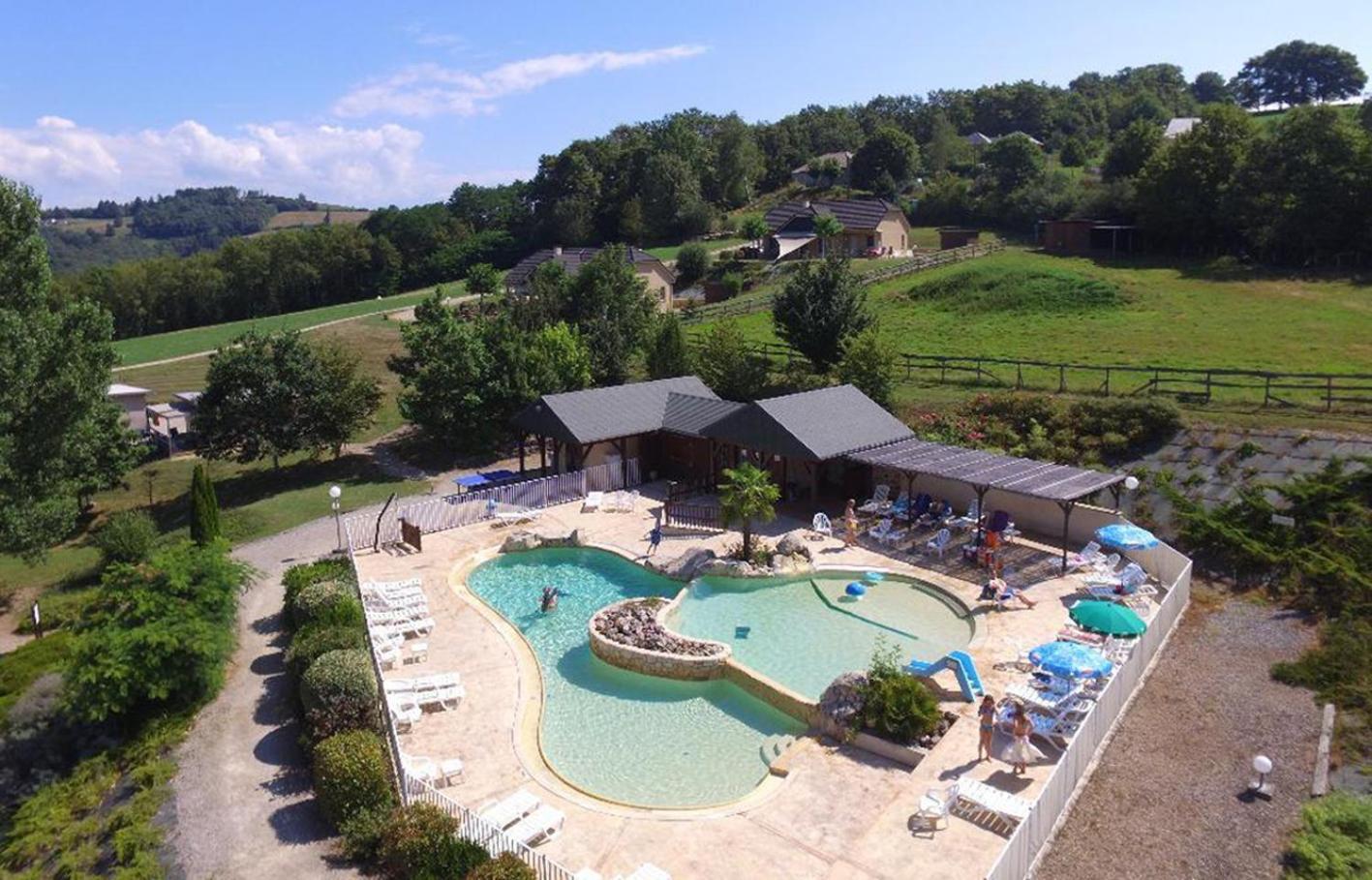Gite Bellevue - Domaine De La Chapelle En Correze エクステリア 写真
